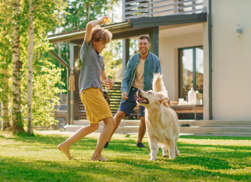 Quienes viajan a su segunda residencia durante el verano quieren ahorrar en su factura de la luz, algo que facilitamos gracias al Plan Confianza Dúo.