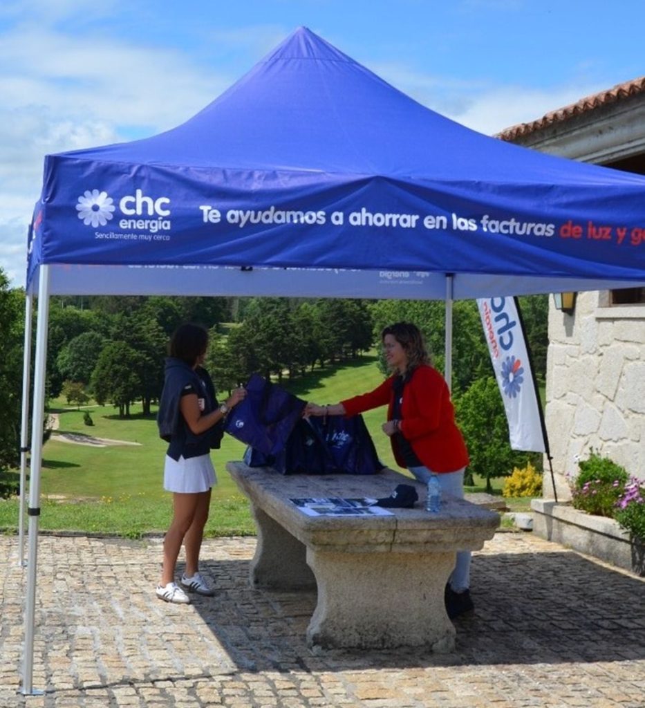 Durante el campeonato disfrutamos de este deporte junto a compañeros y clientes a quienes pudimos ofrecerles asesoramiento energético.